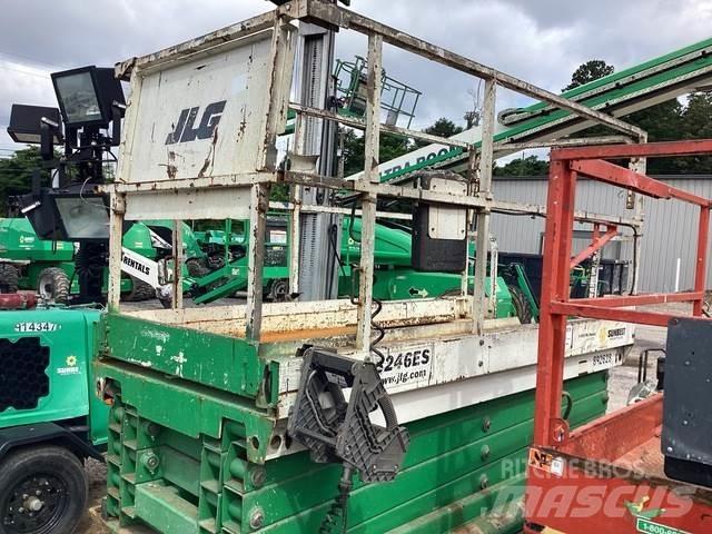 JLG 3246ES 가위형 리프트