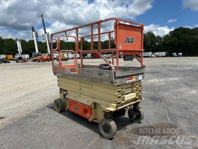 JLG 3246ES 가위형 리프트