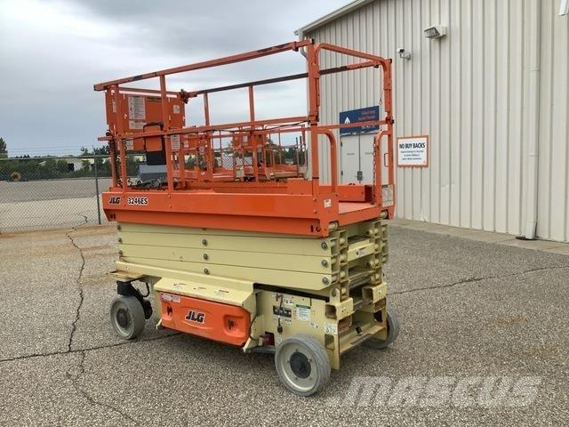 JLG 3246ES 가위형 리프트