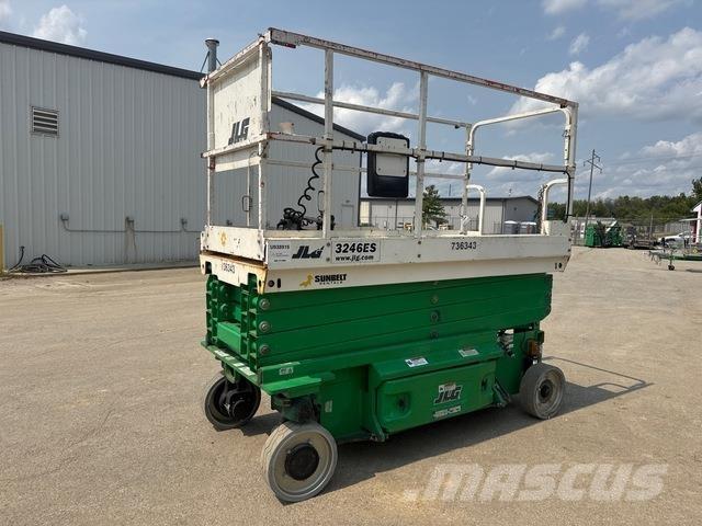 JLG 3246ES 가위형 리프트