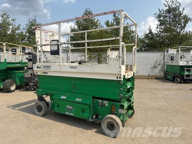 JLG 3246ES 가위형 리프트
