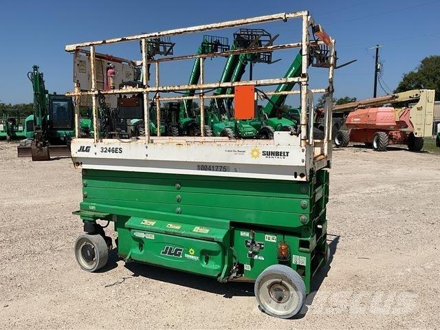 JLG 3246ES 가위형 리프트