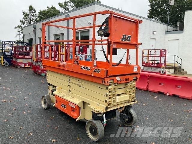 JLG 3246ES 가위형 리프트