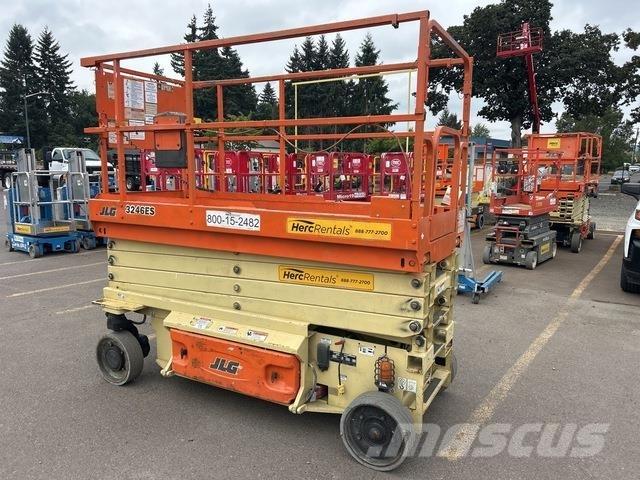 JLG 3246ES 가위형 리프트