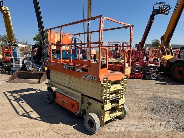 JLG 3246ES 가위형 리프트
