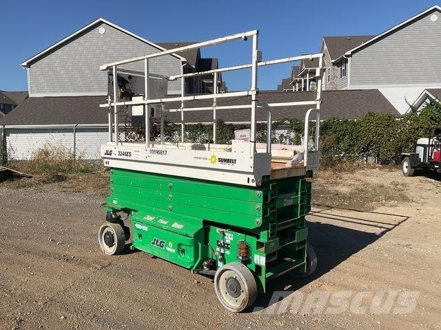 JLG 3246ES 가위형 리프트