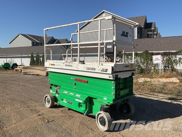 JLG 3246ES 가위형 리프트