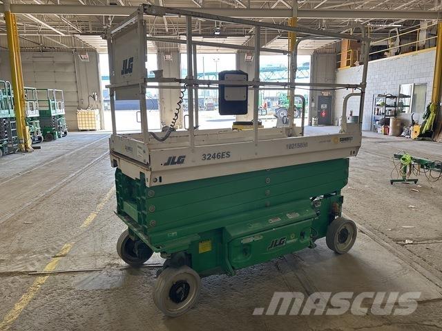 JLG 3246ES 가위형 리프트
