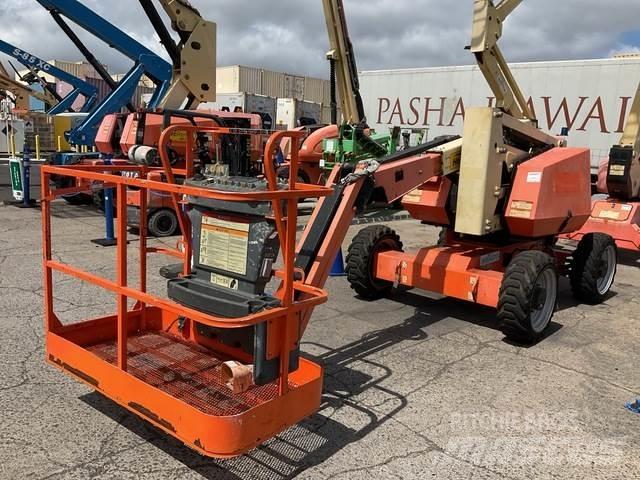 JLG 340AJ 관절형 전동이동 리프트
