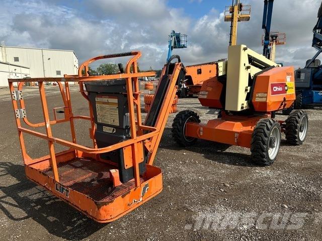JLG 340AJ 관절형 전동이동 리프트