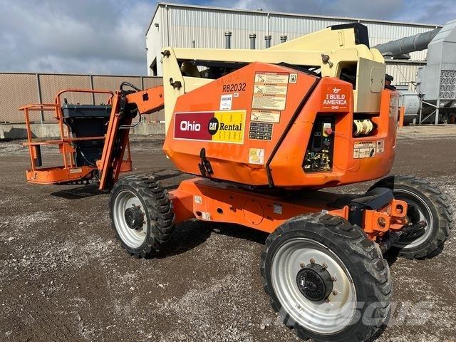JLG 340AJ 관절형 전동이동 리프트