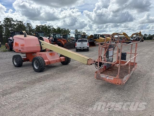 JLG 400S 견인식 전동이동 리프트