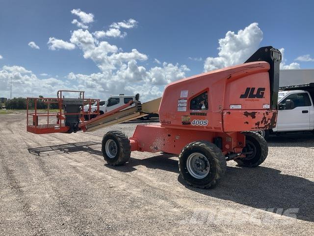 JLG 400S 견인식 전동이동 리프트