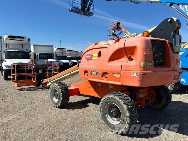 JLG 400S 견인식 전동이동 리프트