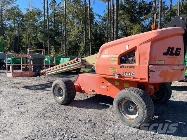 JLG 400S 견인식 전동이동 리프트