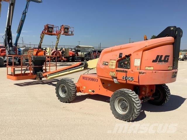 JLG 400S 견인식 전동이동 리프트