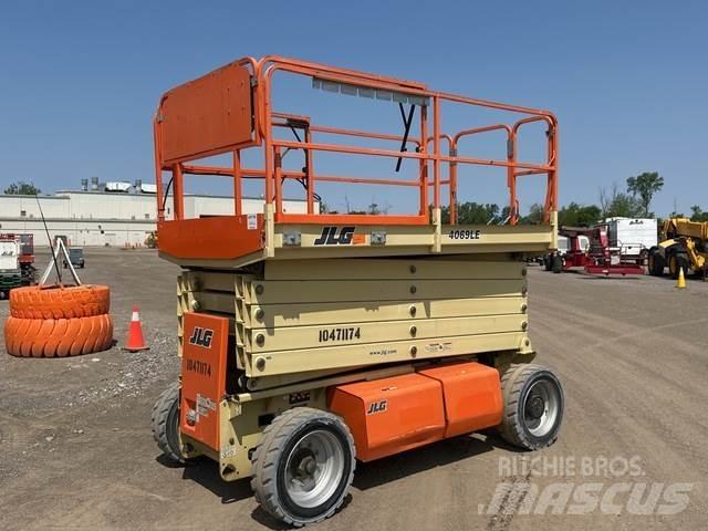 JLG 4069LE 가위형 리프트