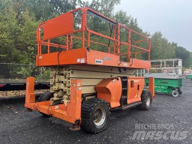 JLG 4394RT 가위형 리프트