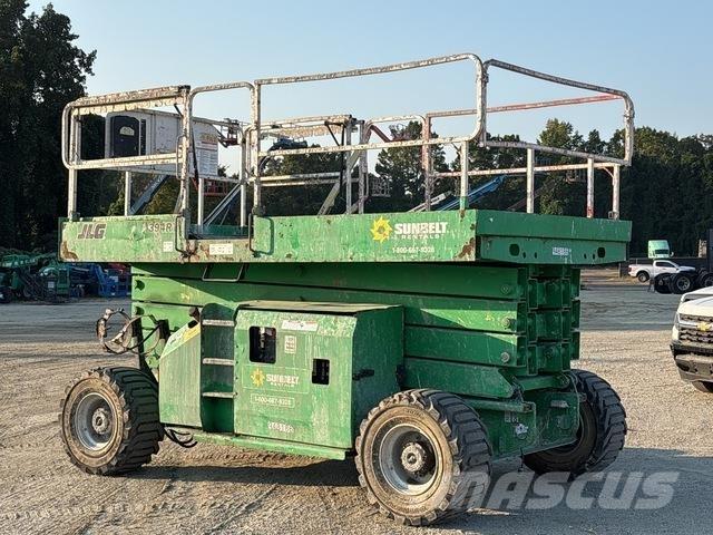 JLG 4394RT 가위형 리프트