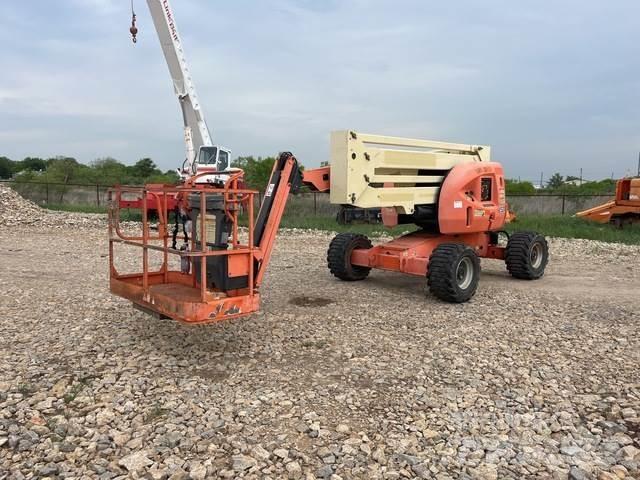 JLG 450AJ 관절형 전동이동 리프트