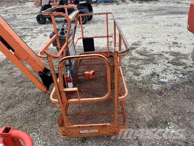 JLG 460SJ 견인식 전동이동 리프트