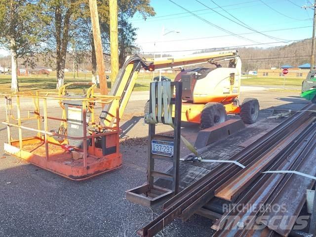 JLG 600 AJ 관절형 전동이동 리프트