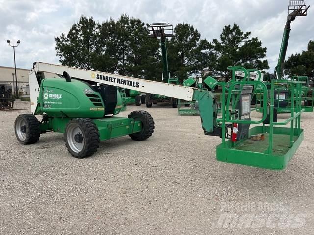 JLG 600A 관절형 전동이동 리프트