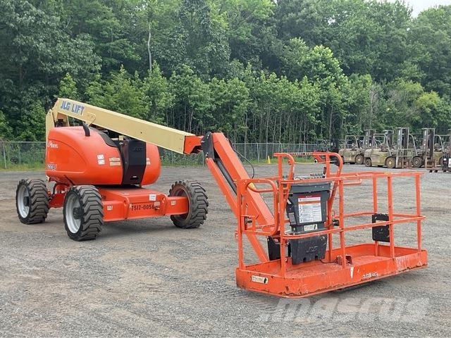 JLG 600AJ 관절형 전동이동 리프트