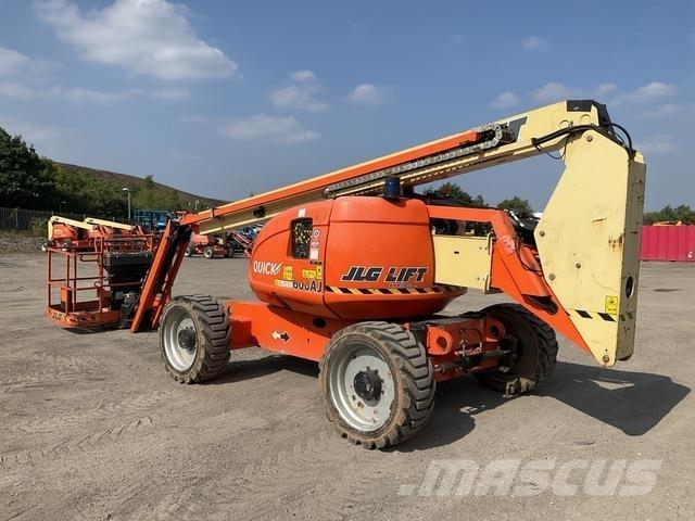 JLG 600AJ 관절형 전동이동 리프트