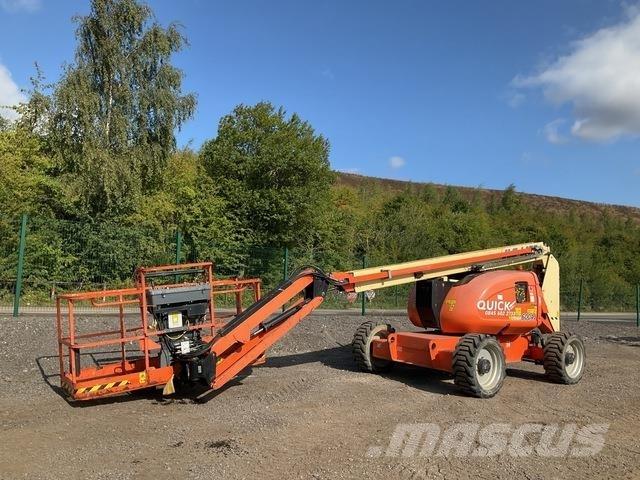 JLG 600AJ 관절형 전동이동 리프트