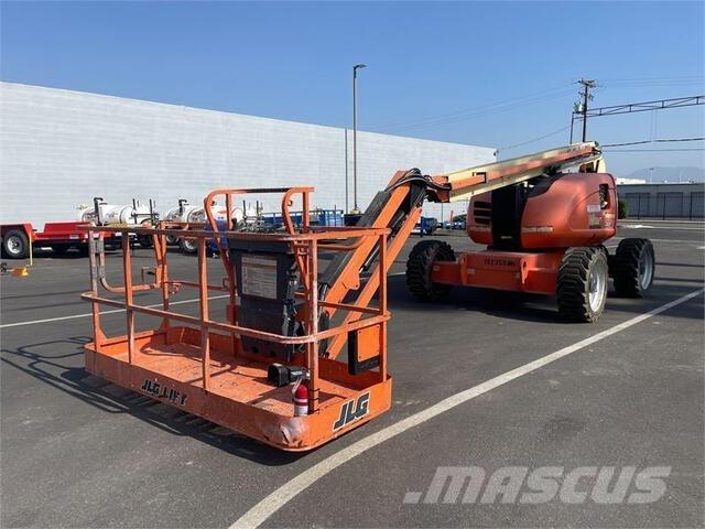 JLG 600AJ 관절형 전동이동 리프트