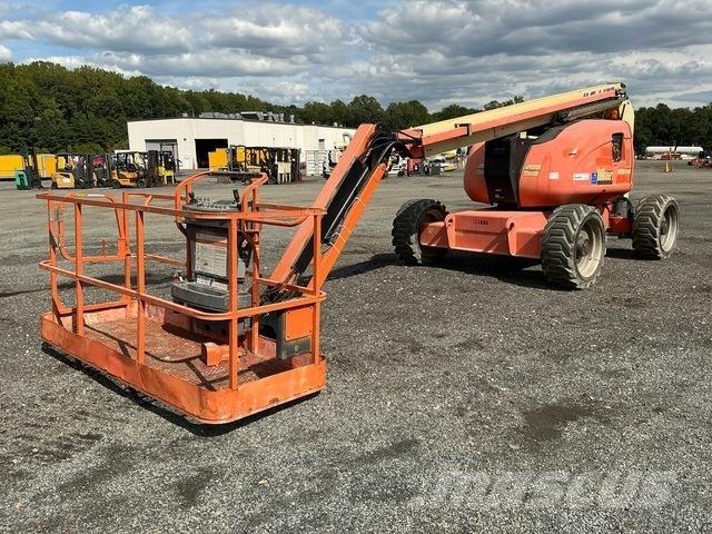 JLG 600AJ 관절형 전동이동 리프트