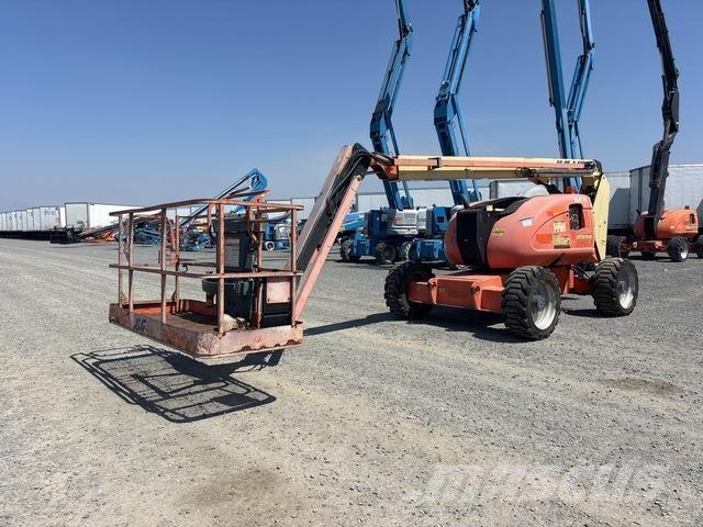JLG 600AJ 관절형 전동이동 리프트