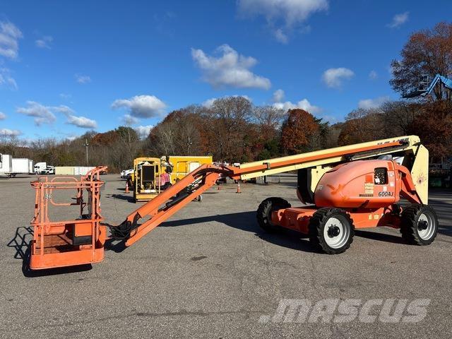 JLG 600AJ 관절형 전동이동 리프트