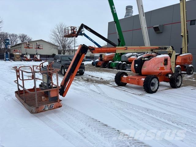 JLG 600AJ 관절형 전동이동 리프트