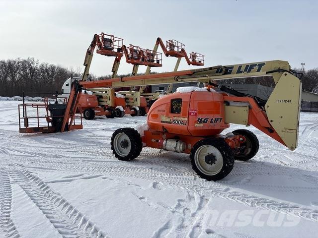 JLG 600AJ 관절형 전동이동 리프트