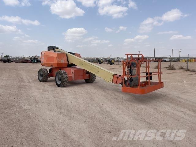 JLG 600S 견인식 전동이동 리프트