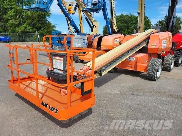 JLG 600S 견인식 전동이동 리프트