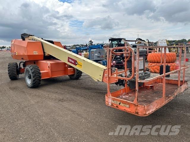 JLG 600S 견인식 전동이동 리프트