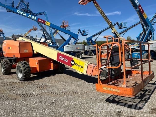 JLG 600S 견인식 전동이동 리프트