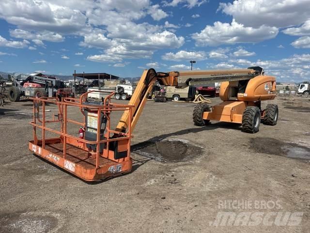 JLG 600SJ 4X4 관절형 전동이동 리프트