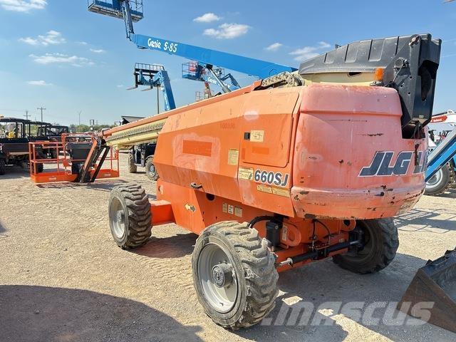 JLG 660SJ 견인식 전동이동 리프트