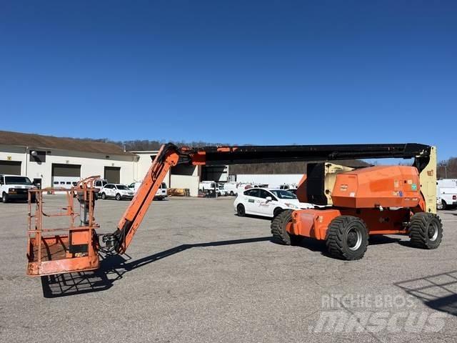JLG 800 AJ 관절형 전동이동 리프트