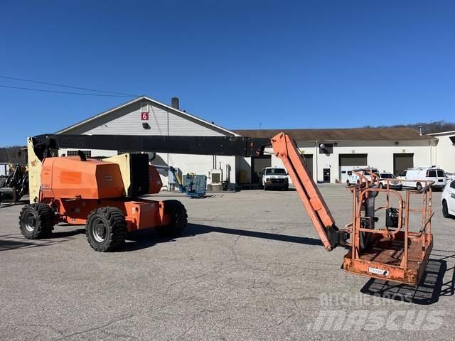 JLG 800 AJ 관절형 전동이동 리프트