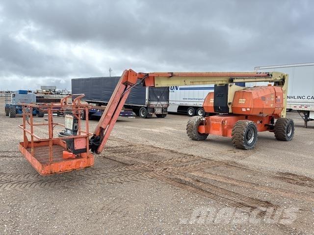 JLG 800 AJ 관절형 전동이동 리프트