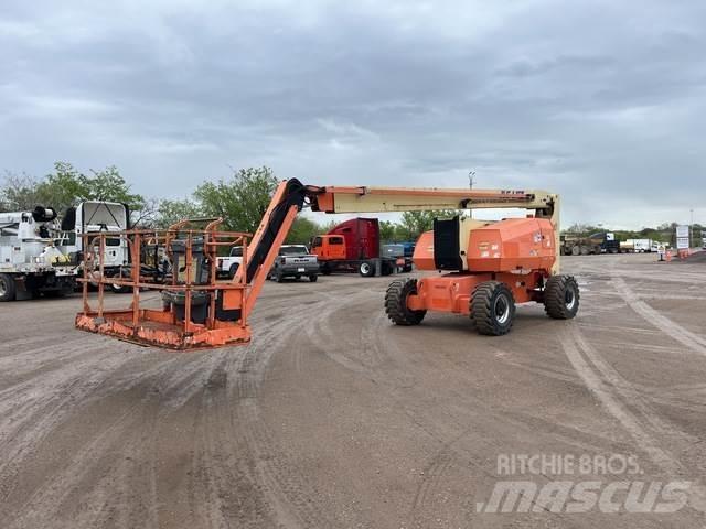 JLG 800 AJ 관절형 전동이동 리프트