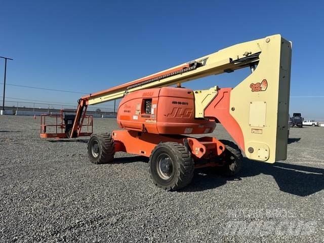 JLG 800AJ 관절형 전동이동 리프트