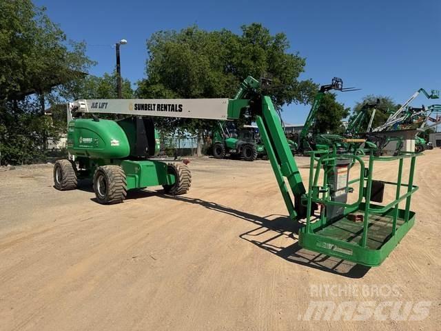 JLG 800AJ 관절형 전동이동 리프트