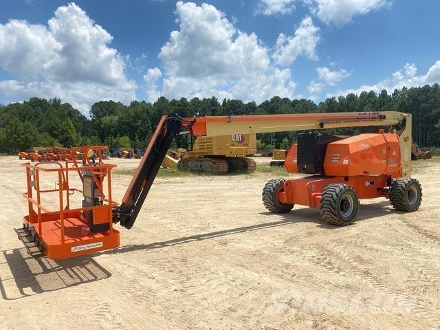 JLG 800AJ 관절형 전동이동 리프트