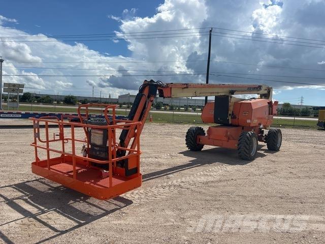 JLG 800AJ 관절형 전동이동 리프트